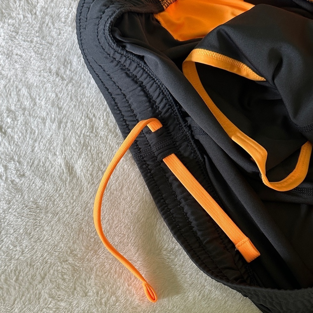 Nike Women's Athletic Shorts in Black and Orange - Picture 5 of 7